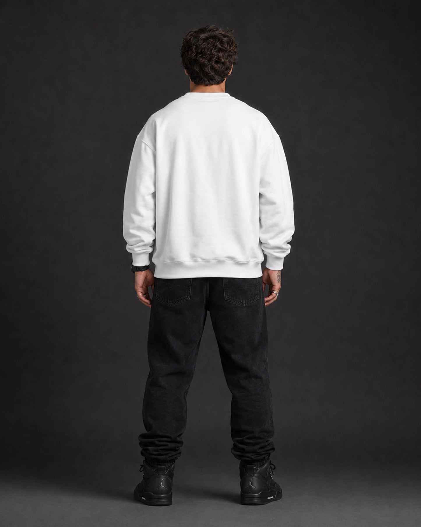 White Never Settle Graphic Typography Streetwear Men’s Sweatshirt (350 GSM)