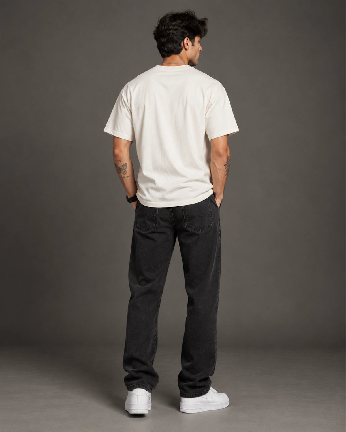 Beige Vintage Doberman Trio Graphic Men’s Oversized T-Shirt (240 GSM)