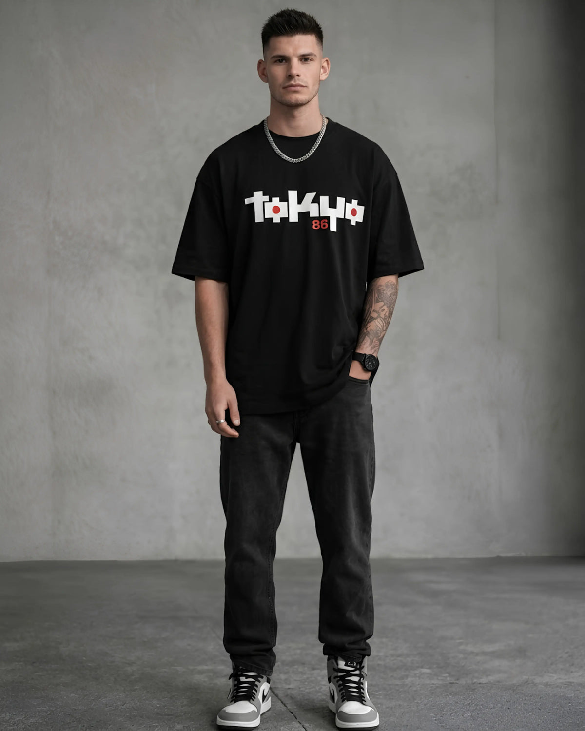 Black Tokyo Japan Typography Graphic Men’s Oversized T-Shirt (240 GSM)